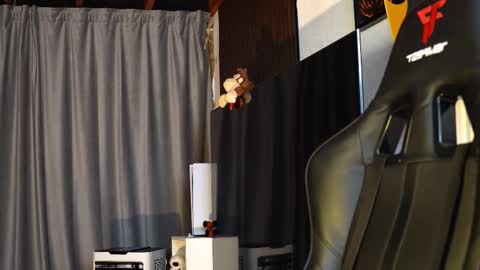 JC online show from 5, 10, 2025