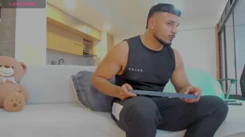 Jackson Wayne online show from 8, 10, 2025