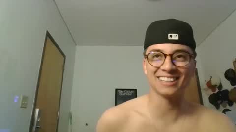 Snapshot of jackstrongof chatting on 23, 5, 2026 ImZacharyTyler online show from 23, 5, 2026