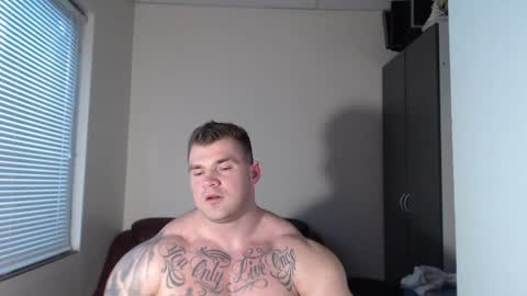 Snapshot of jackyhuge chatting on 4, 1, 2025 Jacky online show from 4, 1, 2025
