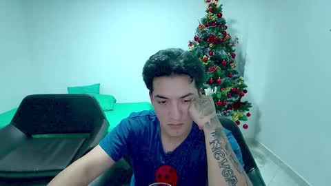 Snapshot of jackyrosee2323 chatting on 14, 12, 2025 jackyrosee2323 online show from 14, 12, 2025