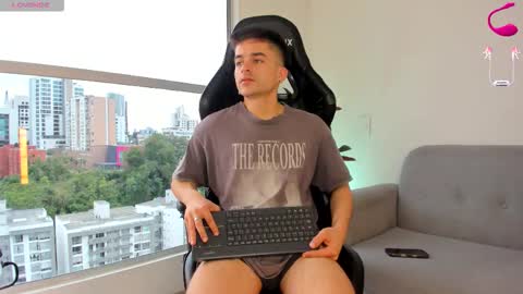 Snapshot of jacob_ferrer chatting on 25, 2, 2026 JACOB FERRER online show from 25, 2, 2026