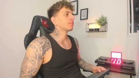 jacobb116 online show from 2, 12, 2024