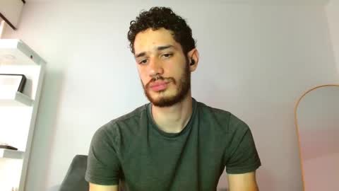 Snapshot of jacobmurphy2103 chatting on 13, 9, 2025 JACOB ROBIN online show from 13, 9, 2025