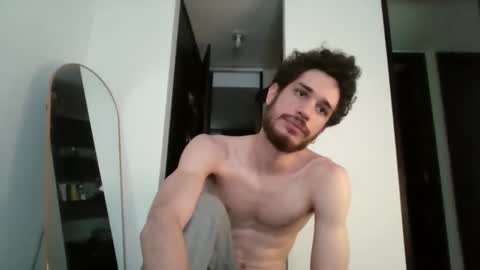 Snapshot of jacobmurphy2103 chatting on 5, 12, 2025 JACOB ROBIN online show from 5, 12, 2025