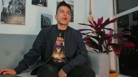 Snapshot of jacobstones_ chatting on 25, 1, 2025 JACOB STONES online show from 25, 1, 2025