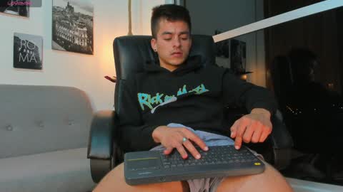 Snapshot of jacobstones_ chatting on 7, 2, 2025 JACOB STONES online show from 7, 2, 2025