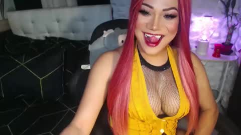 Snapshot of jacque_cole chatting on 16, 12, 2025 Jacque online show from 16, 12, 2025