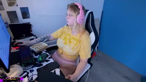 jacywinslat online show from 24, 2, 2025