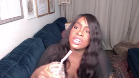 Jade online show from 8, 12, 2024