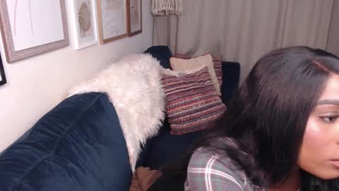 Jade online show from 12, 12, 2024