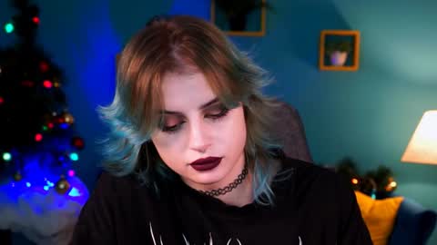 Snapshot of jade_castle chatting on 14, 1, 2025 jade_castle online show from 14, 1, 2025