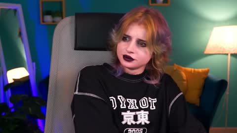 Snapshot of jade_castle chatting on 4, 2, 2025 jade_castle online show from 4, 2, 2025