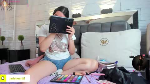  JADE  online show from 30, 10, 2025