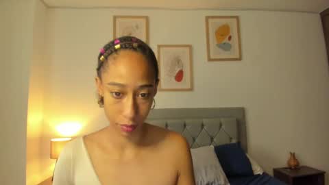 Snapshot of jade_obi chatting on 21, 10, 2025 Jade smile online show from 21, 10, 2025