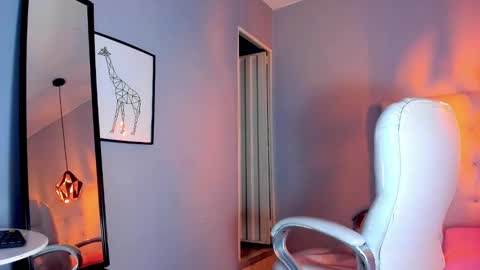 Snapshot of jade_scarllet chatting on 13, 12, 2024 karlla scarlet online show from 13, 12, 2024