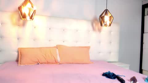 Snapshot of jade_scarllet chatting on 29, 12, 2024 karlla scarlet online show from 29, 12, 2024