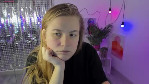 Jade online show from 15, 12, 2024