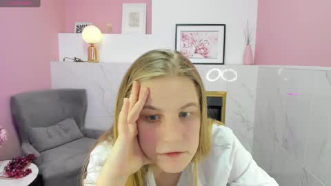 Jade online show from 20, 2, 2025