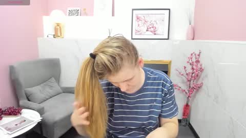 Jade online show from 7, 3, 2025