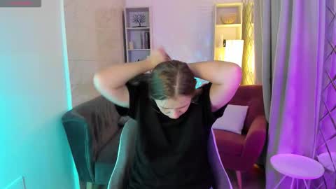 Jade online show from 15, 11, 2025