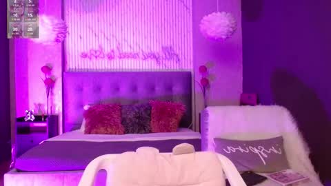 Snapshot of jade_storm_ chatting on 17, 9, 2025 JADE online show from 17, 9, 2025