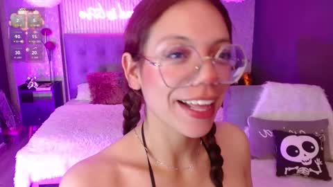 Snapshot of jade_storm_ chatting on 21, 11, 2025 JADE online show from 21, 11, 2025