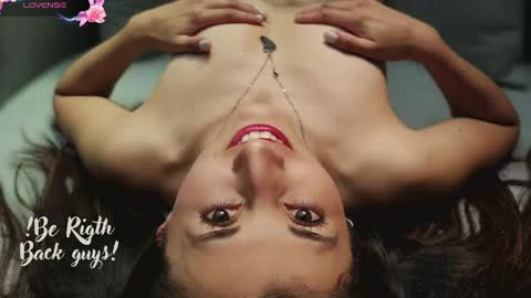 Snapshot of jade_white_ chatting on 12, 3, 2025 jade white online show from 12, 3, 2025