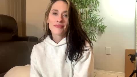 sexyeyes neverlie  online show from 12, 4, 2026