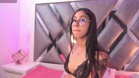 jadeestudios online show from 22, 2, 2025