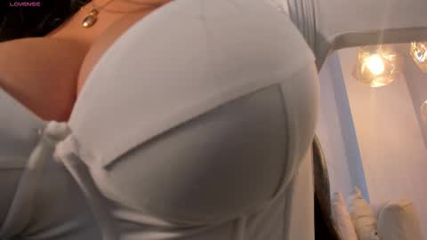 JADE EVANS online show from 21, 2, 2026