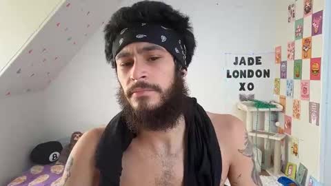 Jade online show from 28, 2, 2025