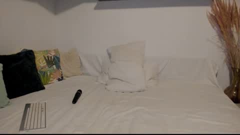 elena online show from 19, 12, 2025