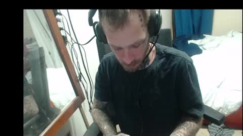 Snapshot of jake265897 chatting on 10, 7, 2026 showingitoff online show from 10, 7, 2026