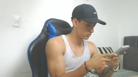 Hi guys im new 3 online show from 8, 4, 2026