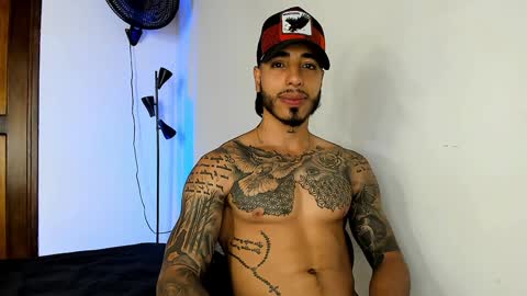 Snapshot of jakee_brown chatting on 28, 1, 2025 Santiago online show from 28, 1, 2025