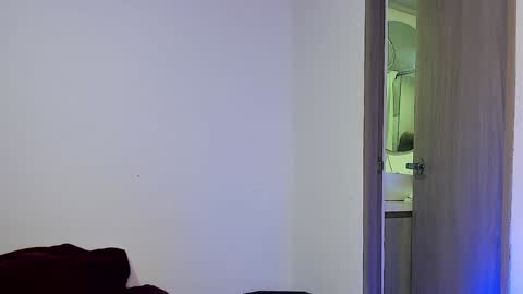 Santiago online show from 6, 2, 2025