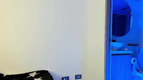 Santiago online show from 11, 2, 2025