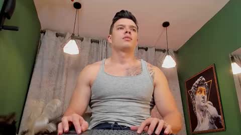 Snapshot of jakee_tyler chatting on 4, 11, 2025 Jake Tyler online show from 4, 11, 2025