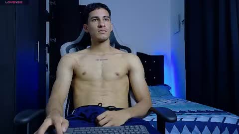 Snapshot of jakemonroe1 chatting on 16, 6, 2026 JakeMonroe online show from 16, 6, 2026