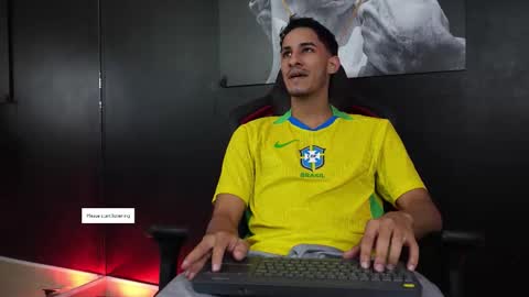 Snapshot of jakemoxley chatting on 16, 11, 2025 JakeMoxley online show from 16, 11, 2025