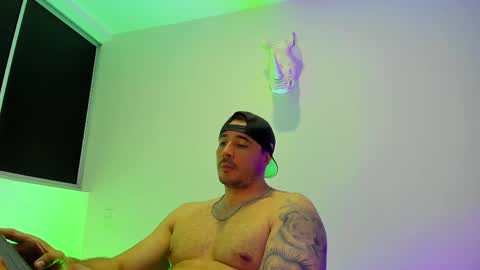 jakestone_1 online show from 10, 4, 2026