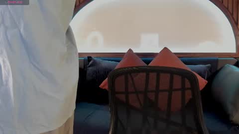   online show from 17, 7, 2026