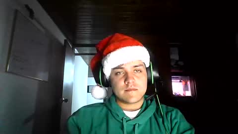 Snapshot of james__taylor21 chatting on 6, 11, 2025 JAMES TAYLOR online show from 6, 11, 2025