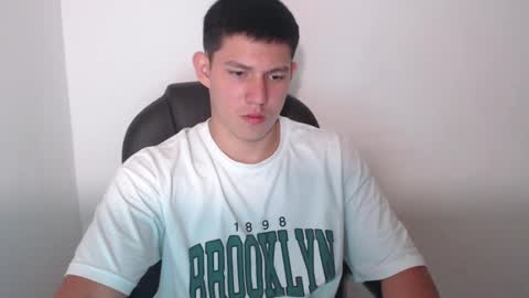 Snapshot of james_cr chatting on 26, 2, 2025 james_cr online show from 26, 2, 2025