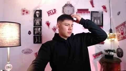 Snapshot of james_cr chatting on 25, 10, 2025 james_cr online show from 25, 10, 2025