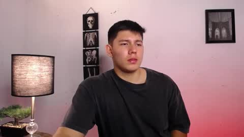 Snapshot of james_cr chatting on 6, 11, 2025 james_cr online show from 6, 11, 2025