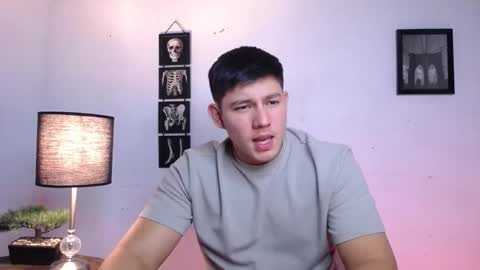 Snapshot of james_cr chatting on 10, 11, 2025 james_cr online show from 10, 11, 2025