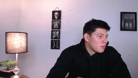 Snapshot of james_cr chatting on 22, 11, 2025 james_cr online show from 22, 11, 2025