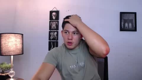 Snapshot of james_cr chatting on 23, 11, 2025 james_cr online show from 23, 11, 2025